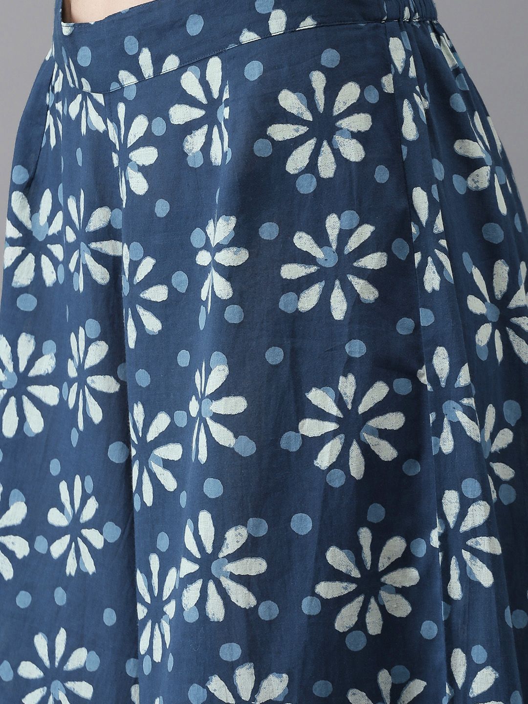 Anouk Women Navy Blue & Off-White Printed Kurta with Palazzos