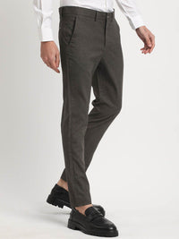 THE BEAR HOUSE Men Solid Tapered Fit Mid-Rise Formal Trousers