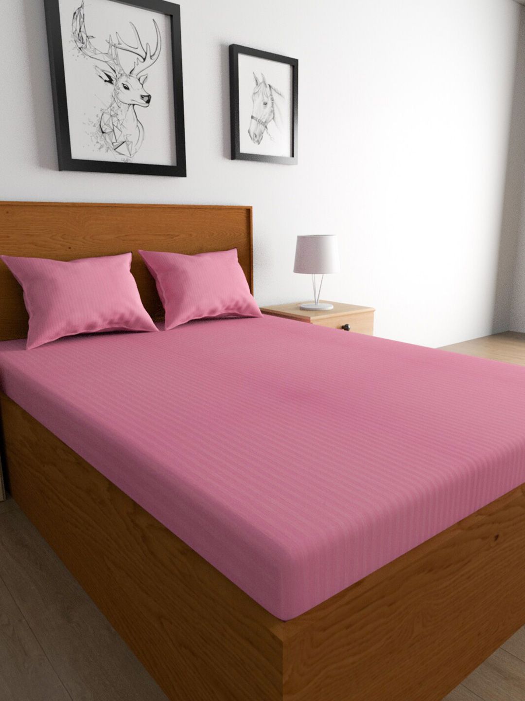 TEAL BY CHUMBAK Pink Printed 210 TC Queen Bedsheet with 2 Pillow Covers