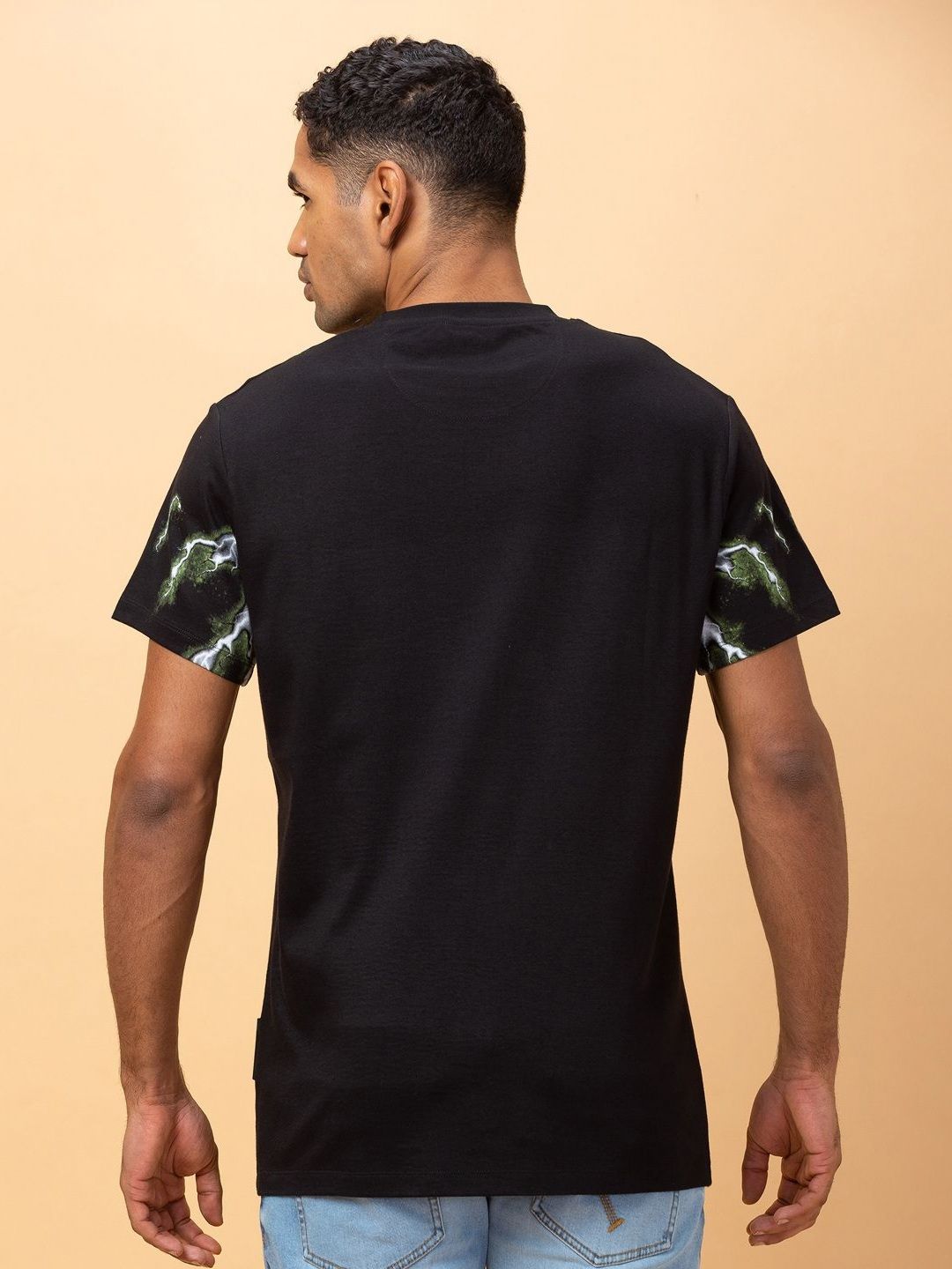 Being Human Men Typography Printed Pockets T-shirt