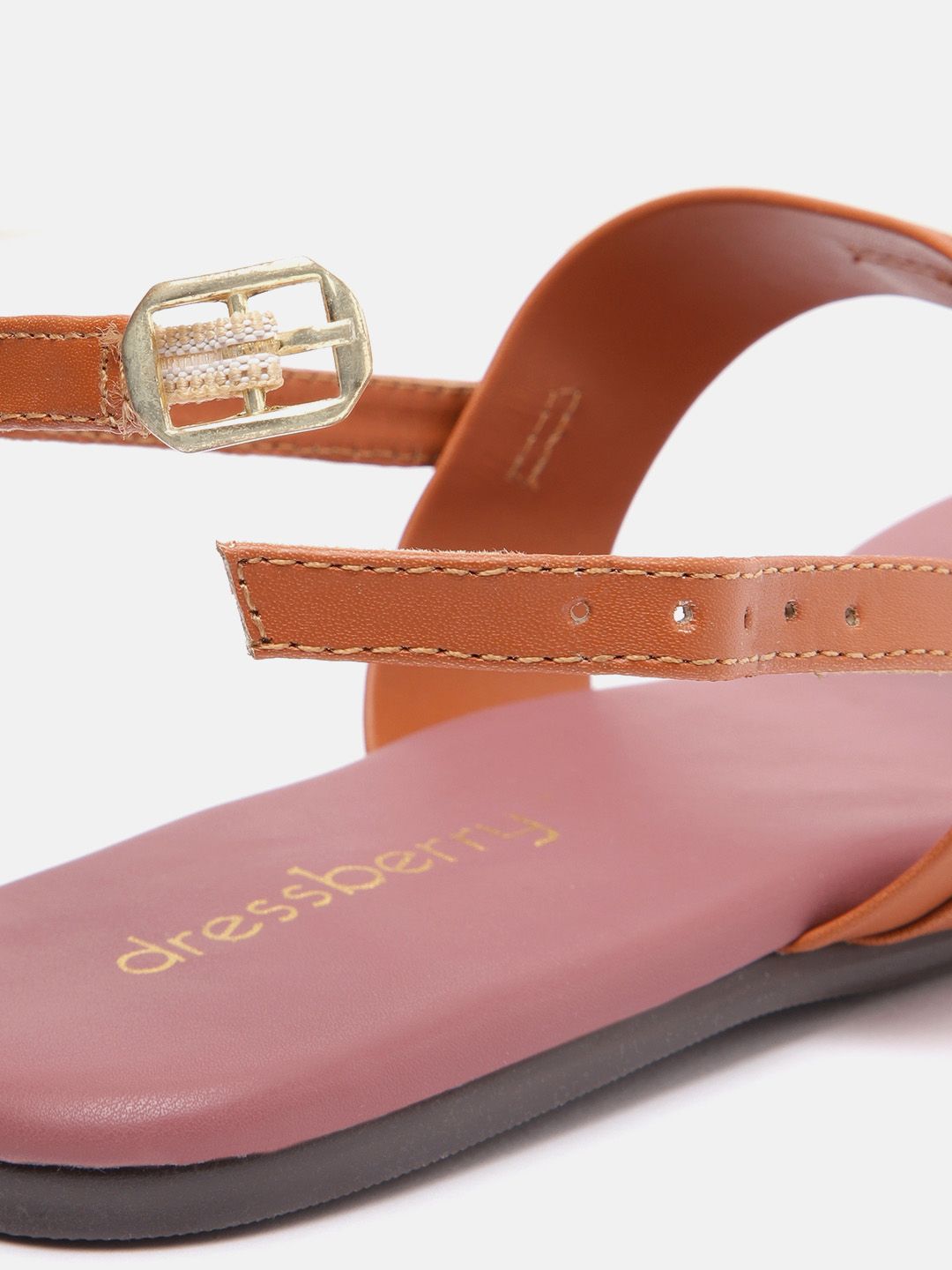 DressBerry Women Solid T-Strap Flats with Buckle Detail