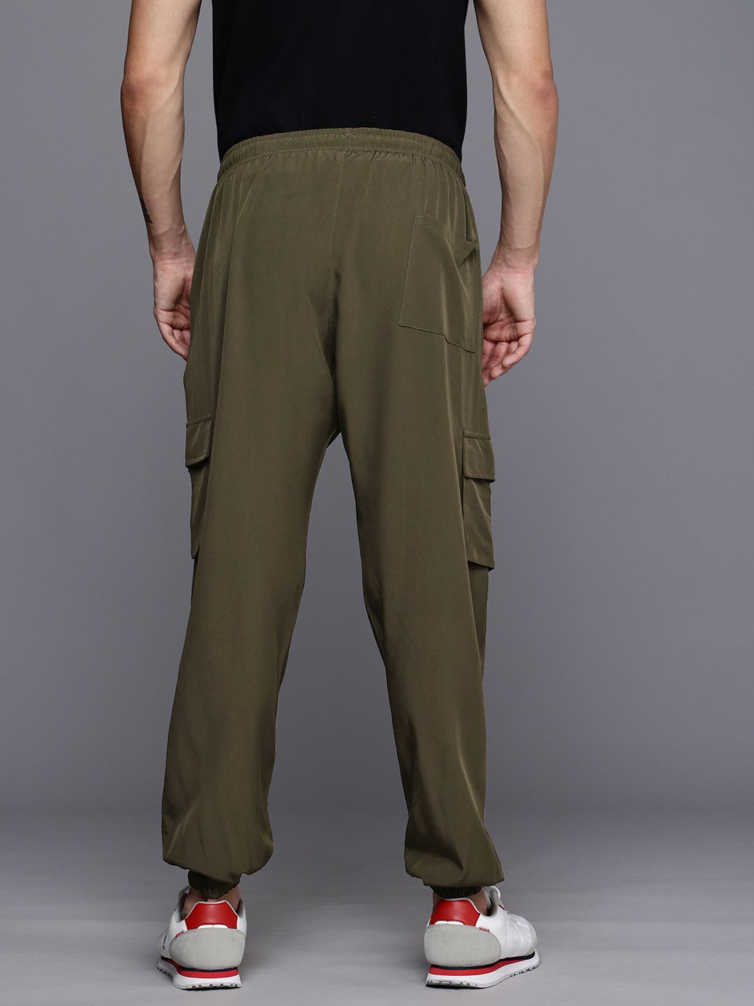 HRX by Hrithik Roshan Men STREETPULSE Regular Fit Joggers