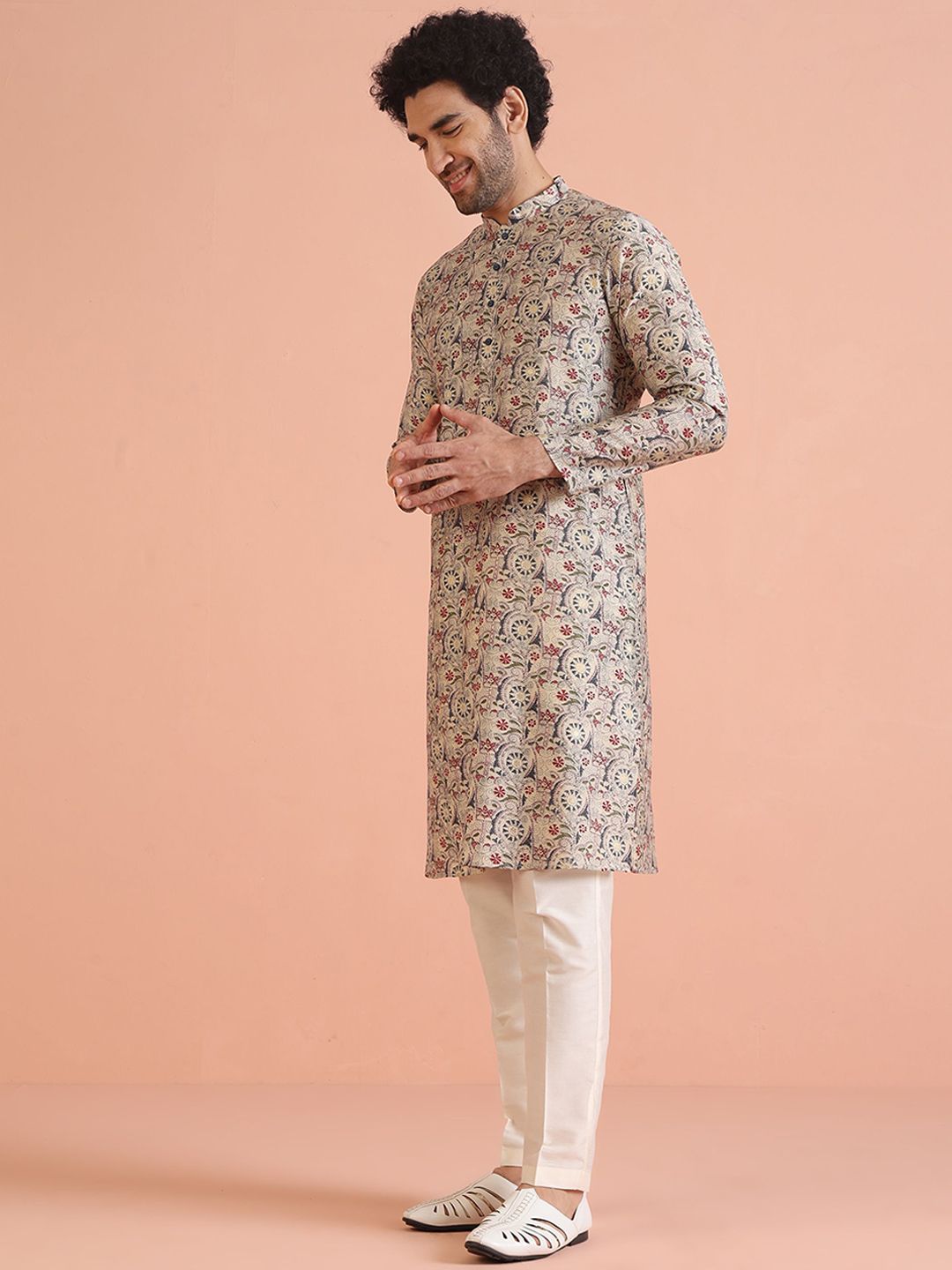 KISAH Mandarin Collar Ethnic Motifs Printed Regular Straight Kurta