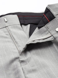 Park Avenue Men Checked Formal Trousers