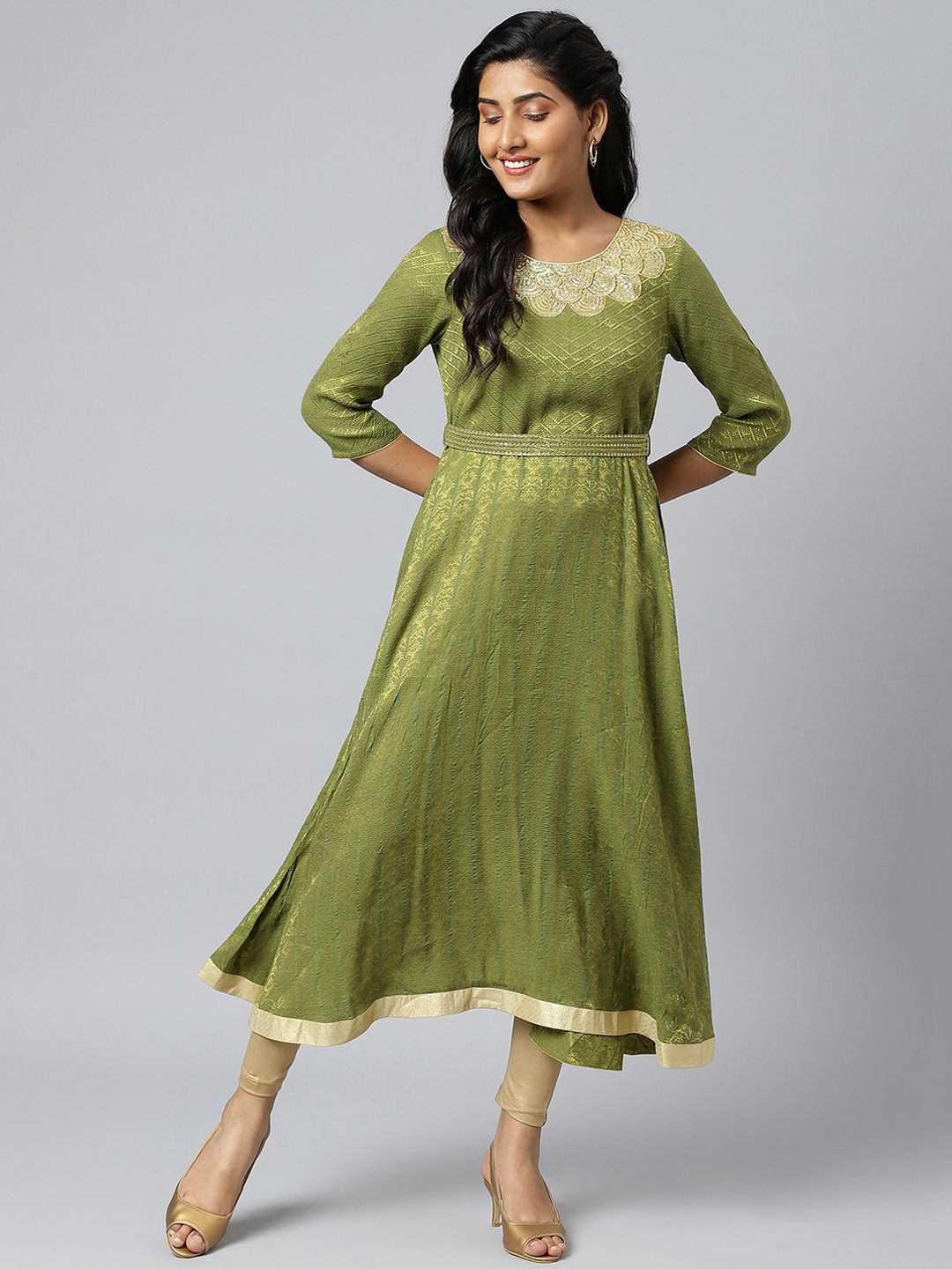 AURELIA Women Green & Gold-Toned Ethnic Motifs Thread Work Anarkali Kurta