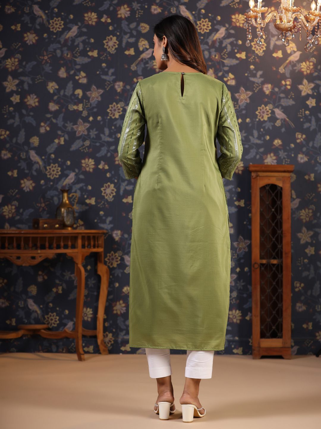 House of Pataudi Ethnic Motifs Embroidered Sequinned Jashn Kurta