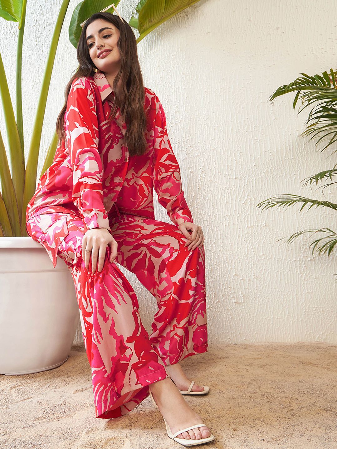 SASSAFRAS Red Floral Printed Oversize Shirt with Cargos