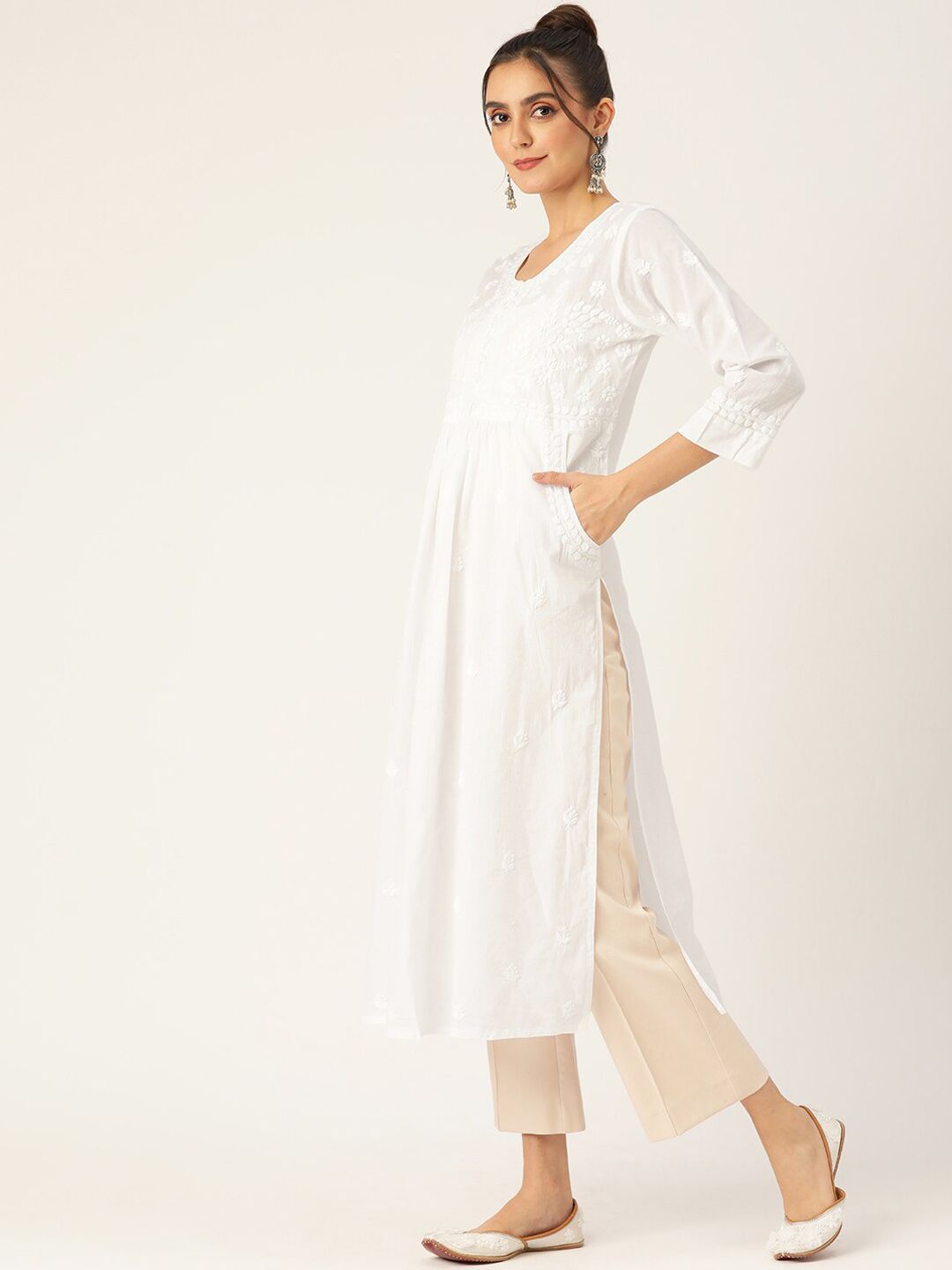 HOUSE OF KARI Embroidered Chikankari A-Line Kurta