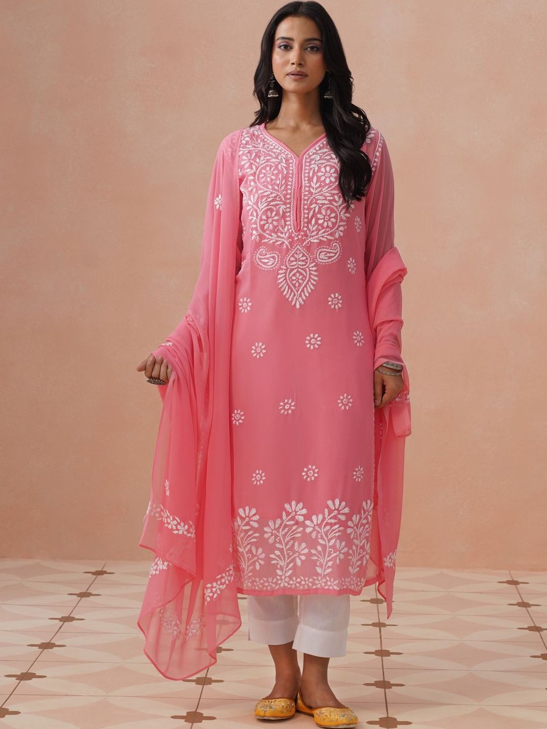 House of Chikankari Women Embroidered Thread Work Georgette Kurta