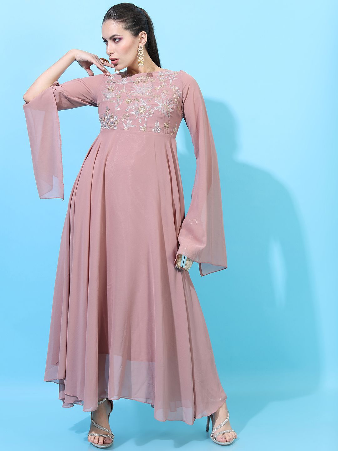 Vishudh Women Embroidered Round Neck Maxi Dress