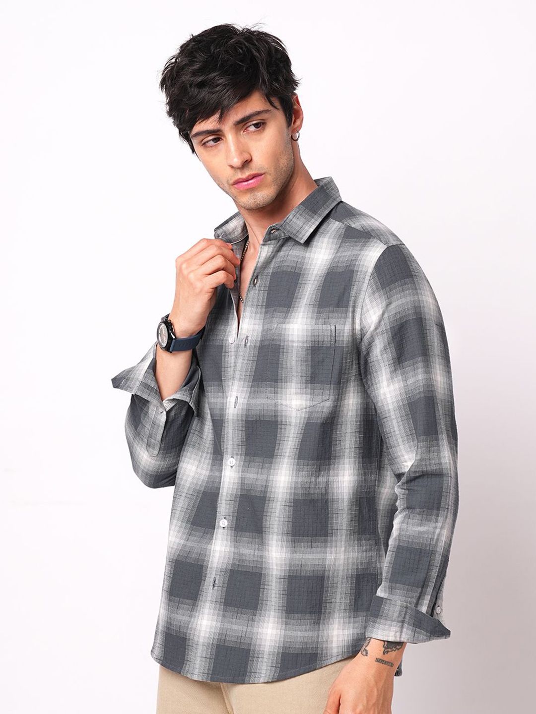 VASTRADO Men Classic Checked Casual Shirt