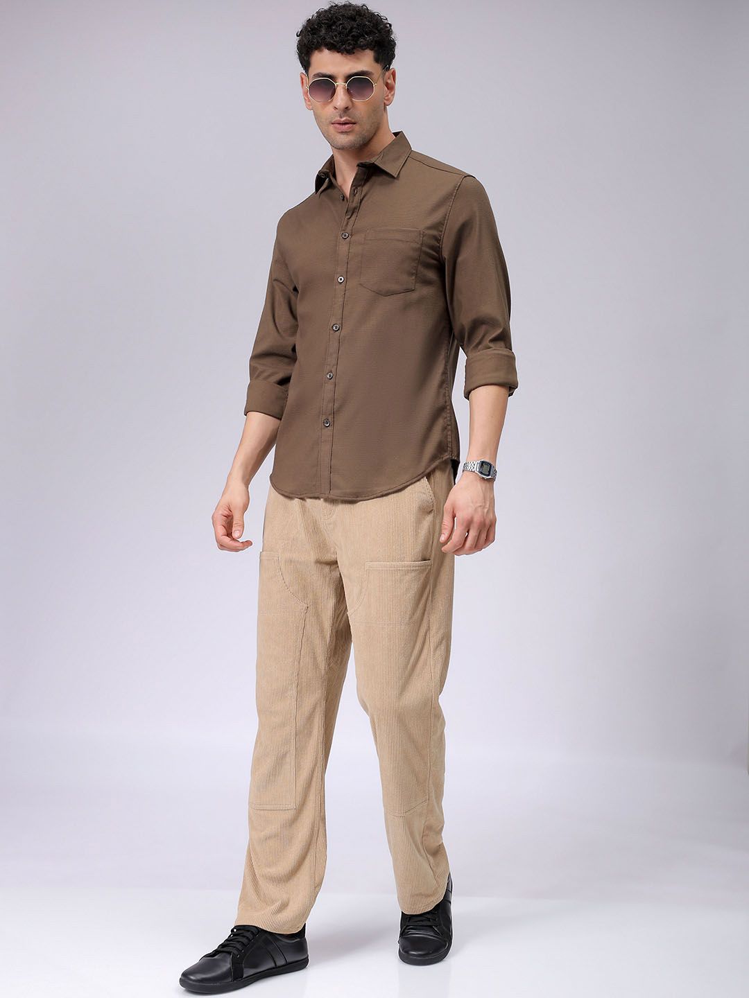 The Indian Garage Co Men Spread Collar Solid Slim Fit Casual Shirt