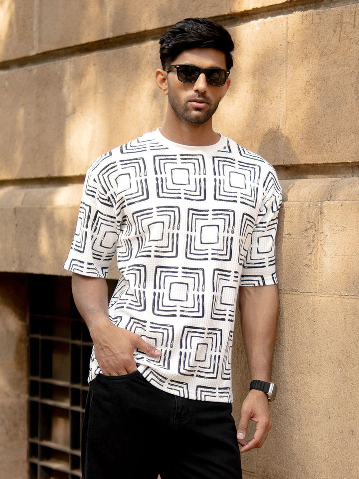 Powerlook Men Typography Printed Drop-Shoulder Sleeves T-shirt