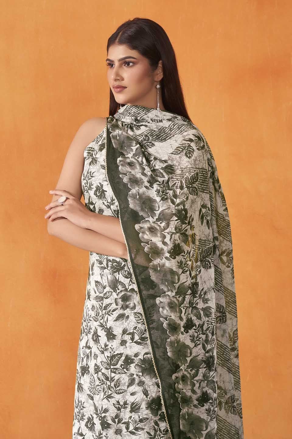 Anouk Floral Printed Round Neck Straight Kurta with Trousers And Dupatta