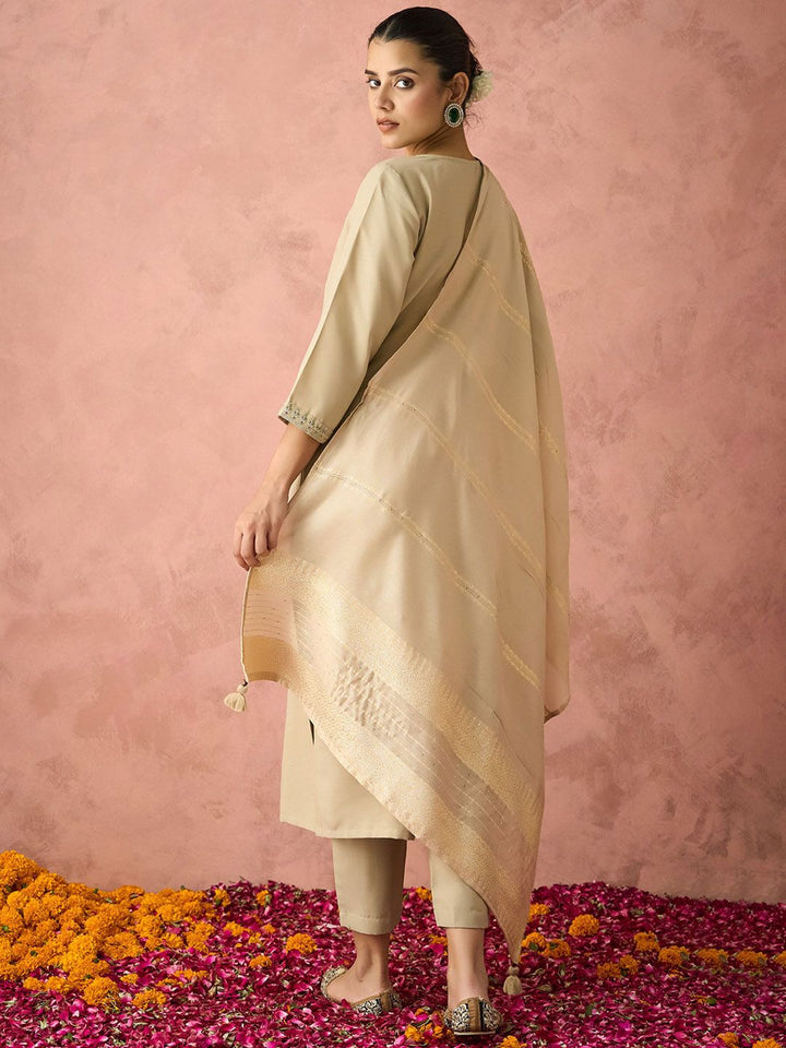 KALINI Ethnic Motifs Yoke Design Straight Thread Work Kurta with Trousers & Dupatta