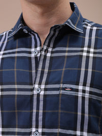 The Indian Garage Co Men Cutaway Collar Checked Cotton Slim Fit Casual Shirt