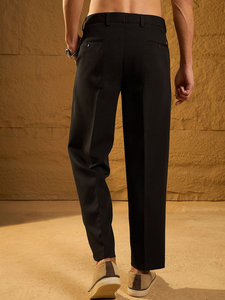 DENNISON Men Solid Relaxed Loose Fit Pleated Trousers