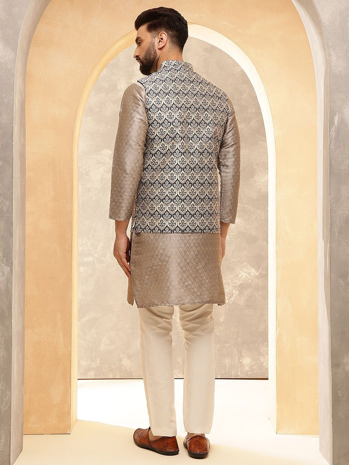 Anouk Brown Woven Design Jacquard Silk Straight Kurta Dengan Piyama Dan Jaket Nehru