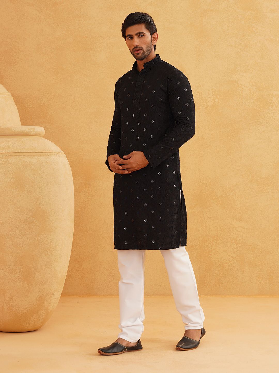 SOJANYA Motif Etnik Bersulam Kolar Mandarin Labuci Kapas Tulen Kurta Lurus