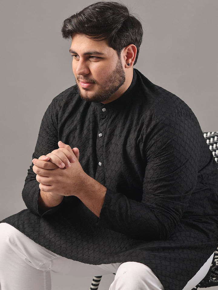SOJANYA PLUS Size Sulam Chikankari Band Collar Pure Cotton Kurta Lurus