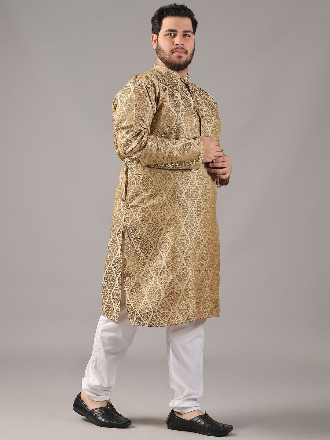 SOJANYA PLUS Plus Size Men Ethnic Motifs Woven Design Straight Kurta With Pyjamas