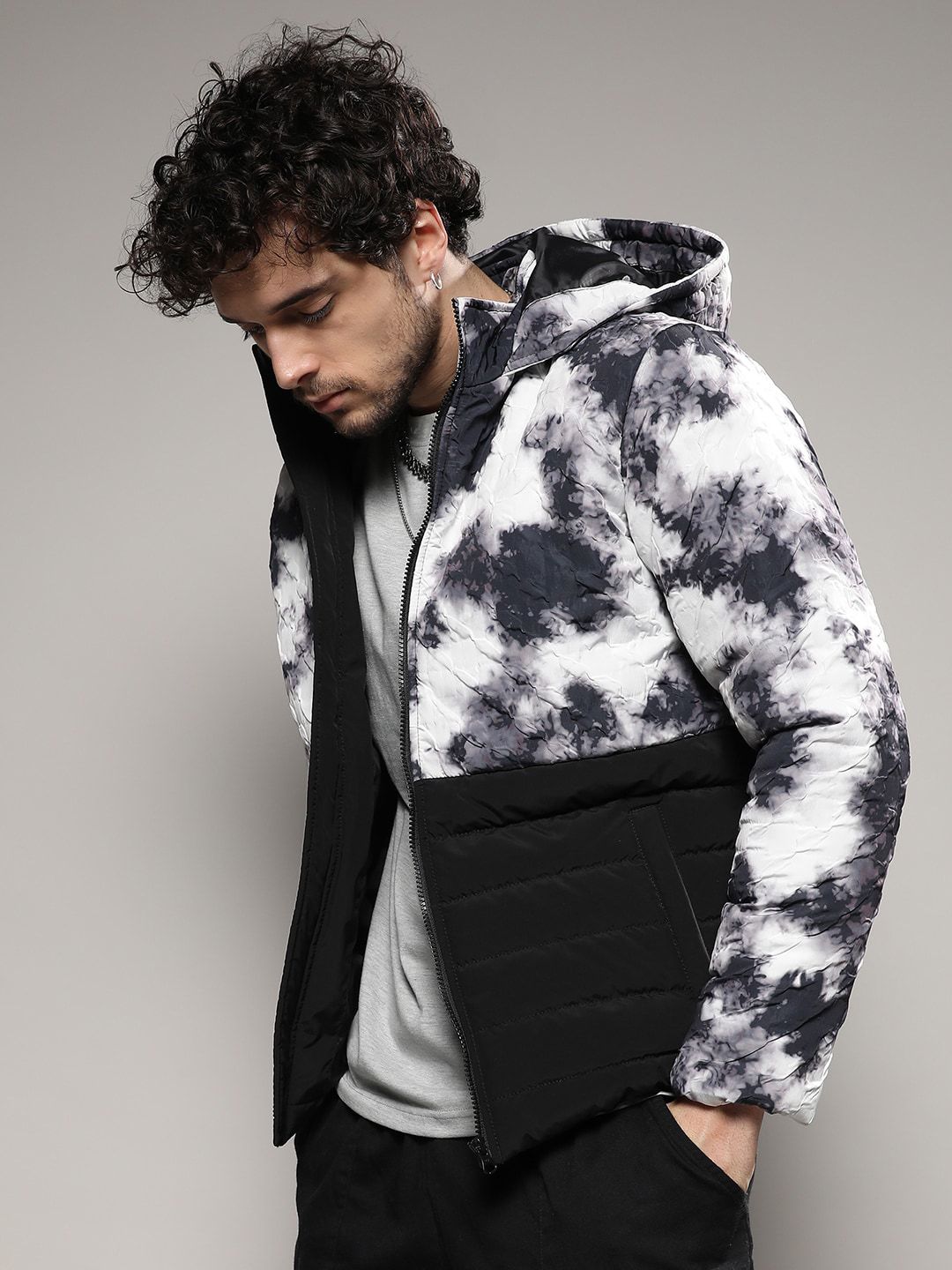 Campus Sutra Men Black Tie and Dye Hooded Windcheater Bomber Jacket