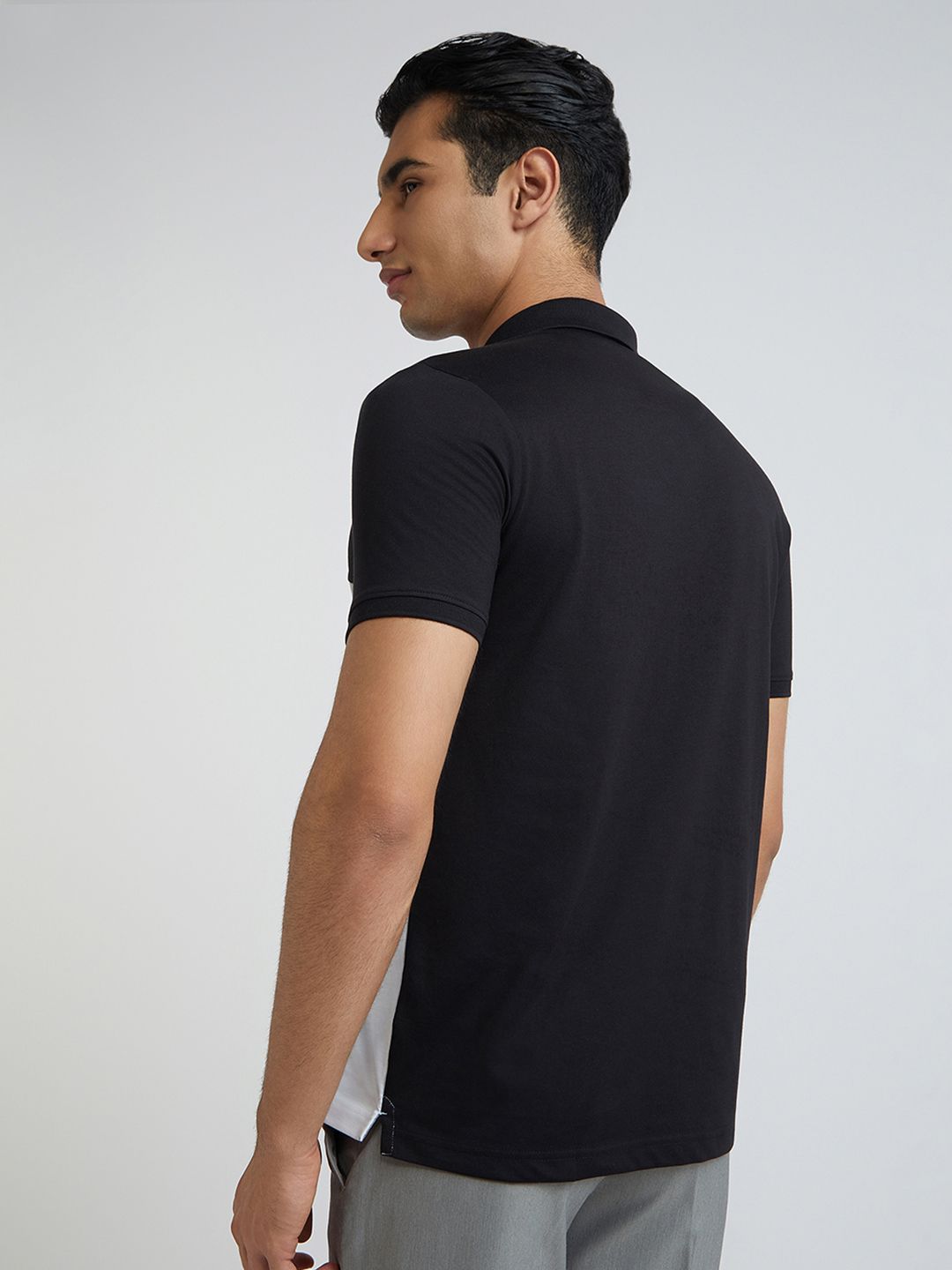 Park Avenue Colourblocked Polo Collar Slim Fit T-shirt
