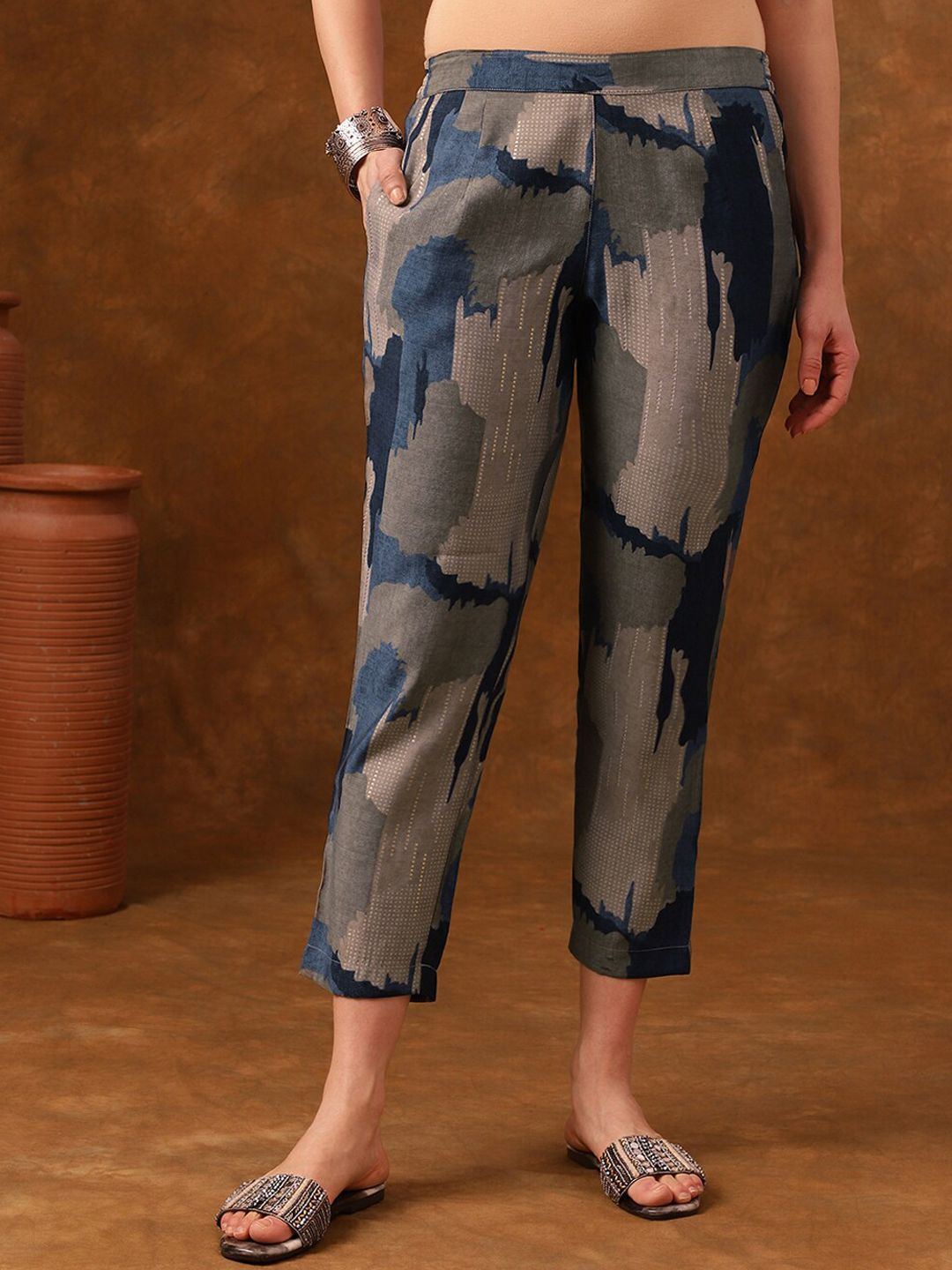 Anouk Grey Abstract Printed Regular Kurta with Trousers