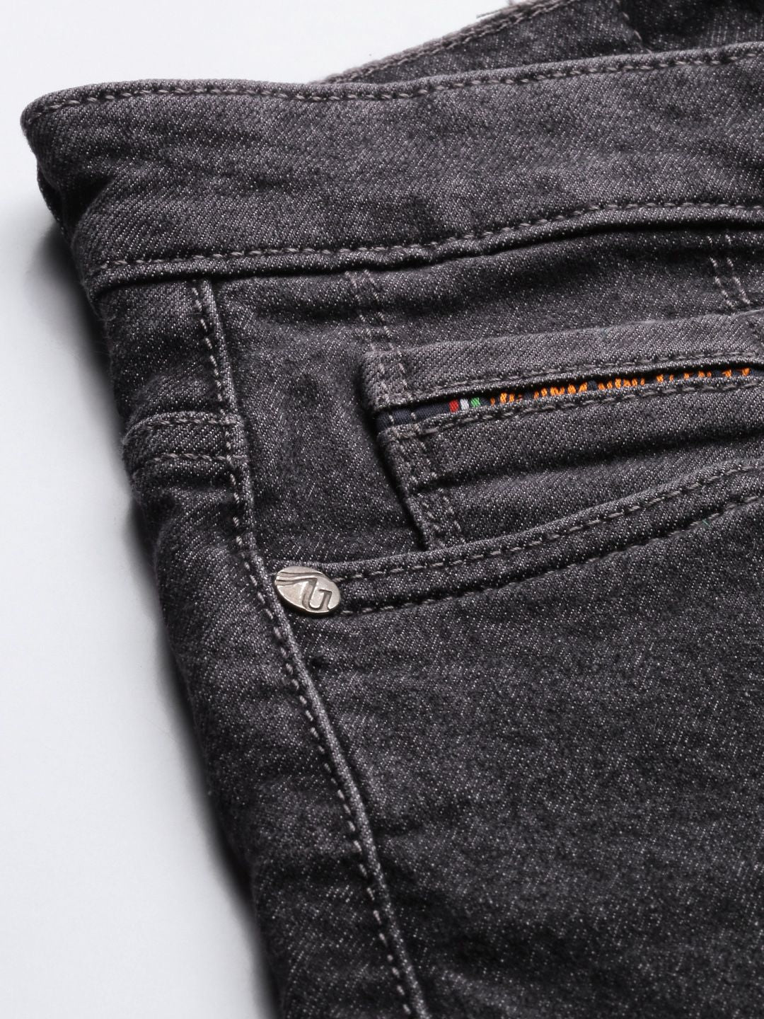 The Indian Garage Co Men Black Slim Fit Light Fade Stretchable Jeans