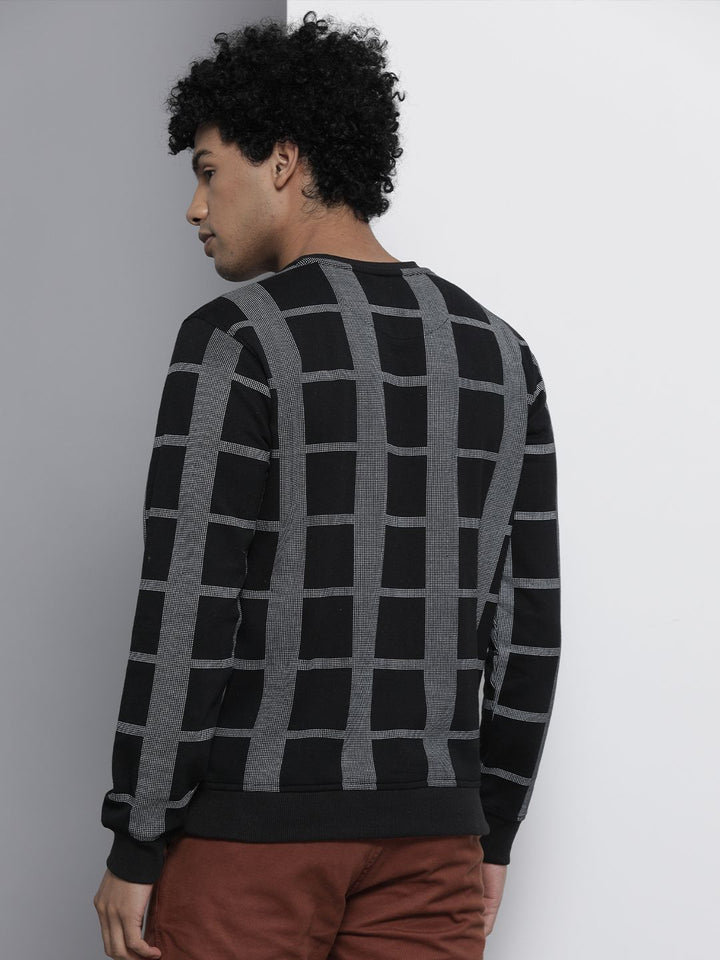 The Indian Garage Co Men Black Checked Sweatshirt