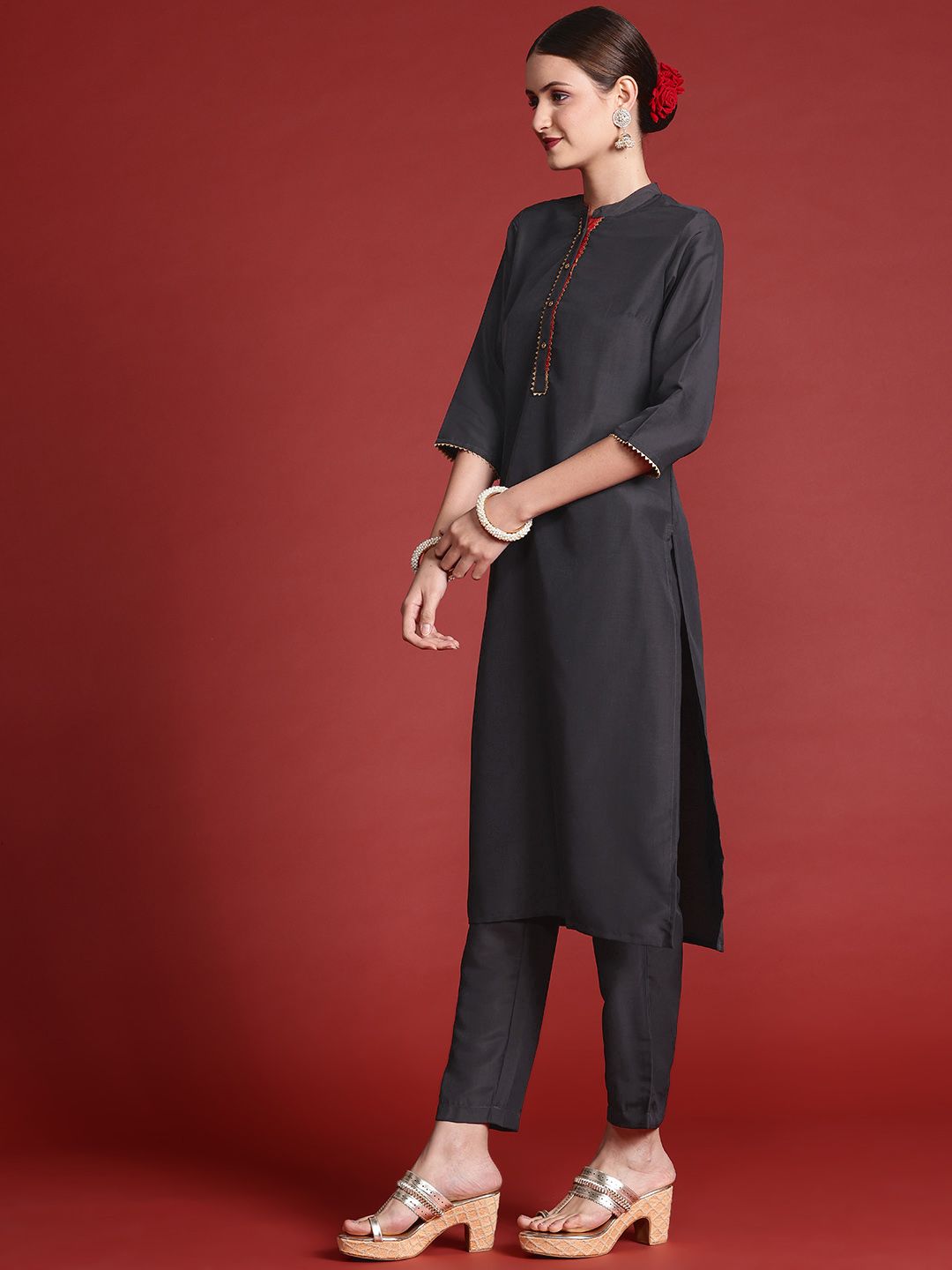 Anouk gotta patti kurta dengan seluar & cetak dupatta