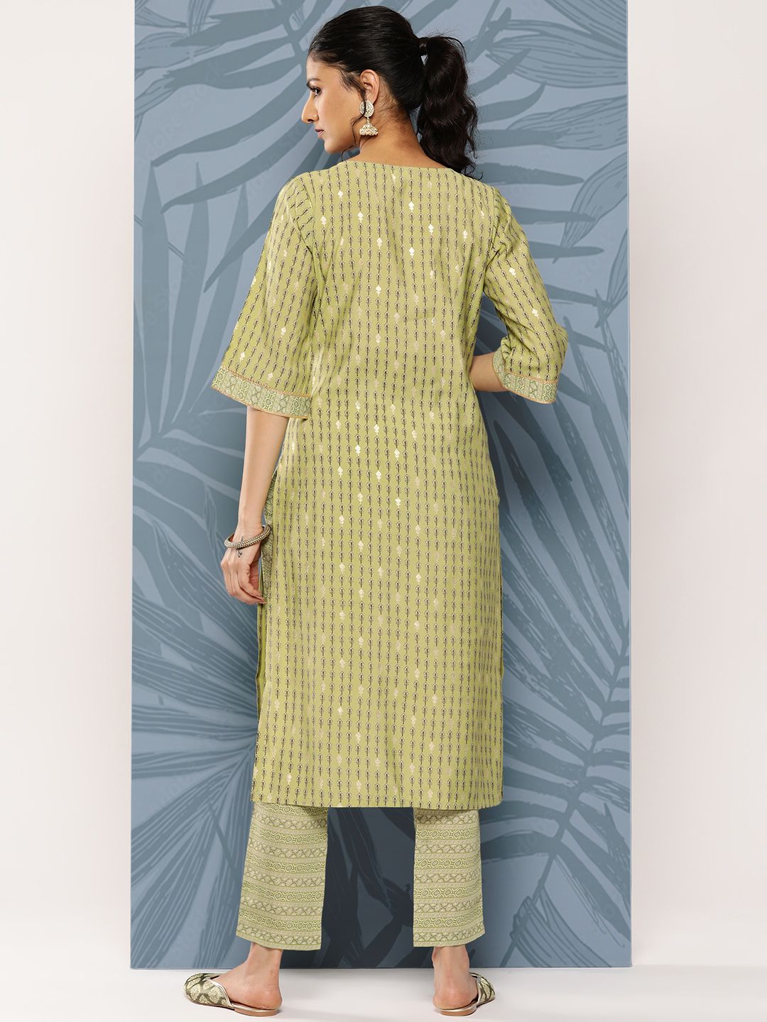 Libas Floral Printed Regular Kurta With Trousers