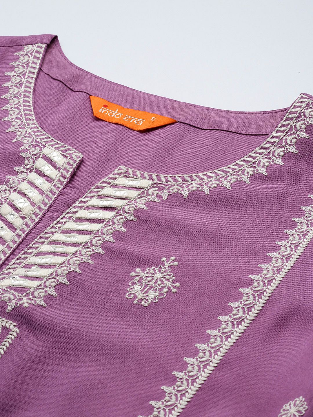 Indo Era Women Ethnic Motifs Embroidered Thread Work Kurta