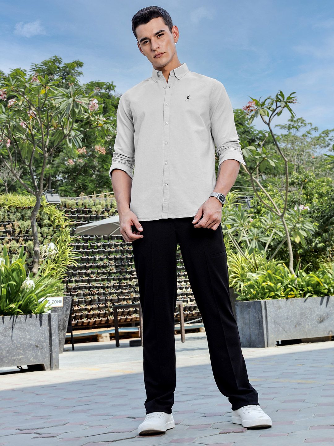 Thomas Scott Men Premium Fit Button-Down Collar Solid Cotton Casual Shirt