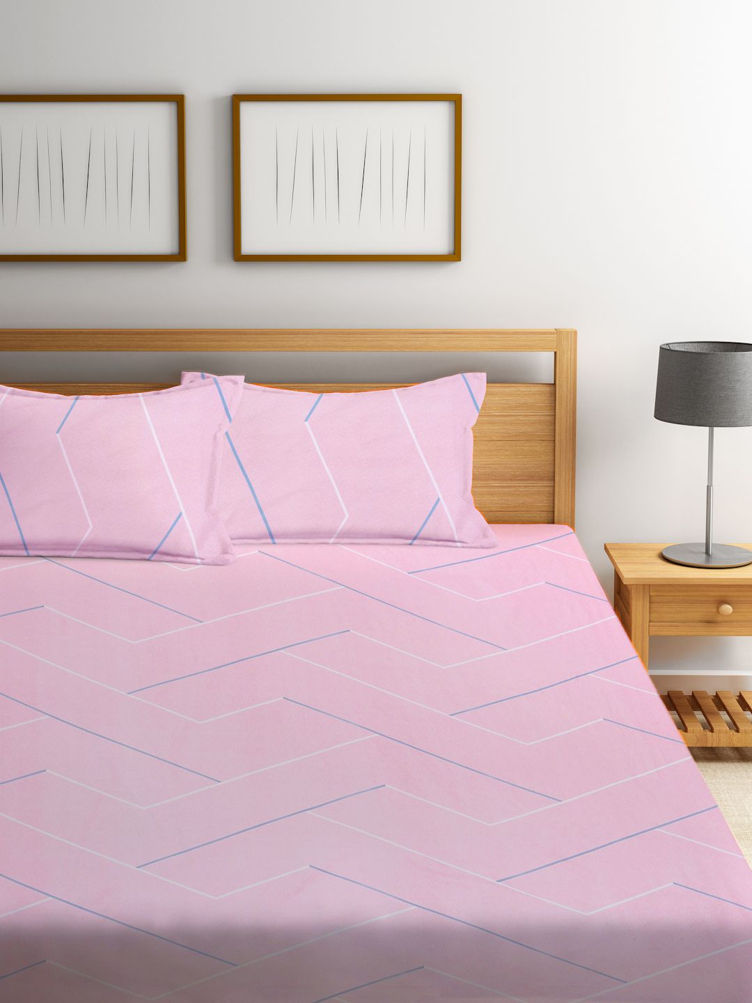 KLOTTHE Pink Geometric Cotton 300 TC Fitted King Fine Bedsheet with 2 Pillow Covers-98 x 87 inches