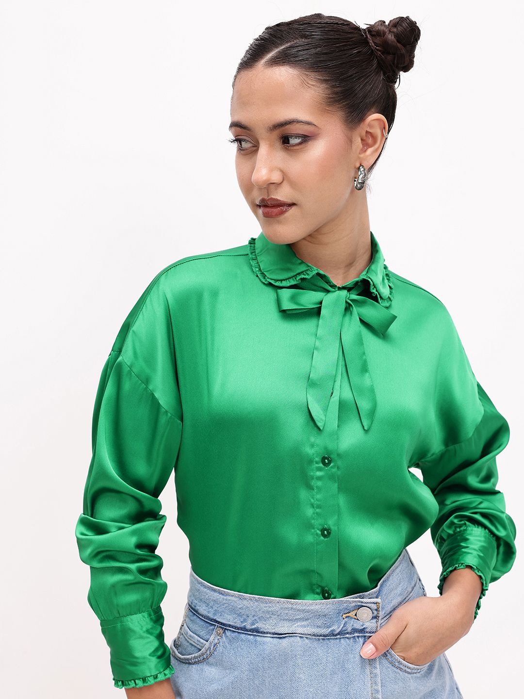 DressBerry Charming Vintage Peter Pan Collar Satin Finish Shirt