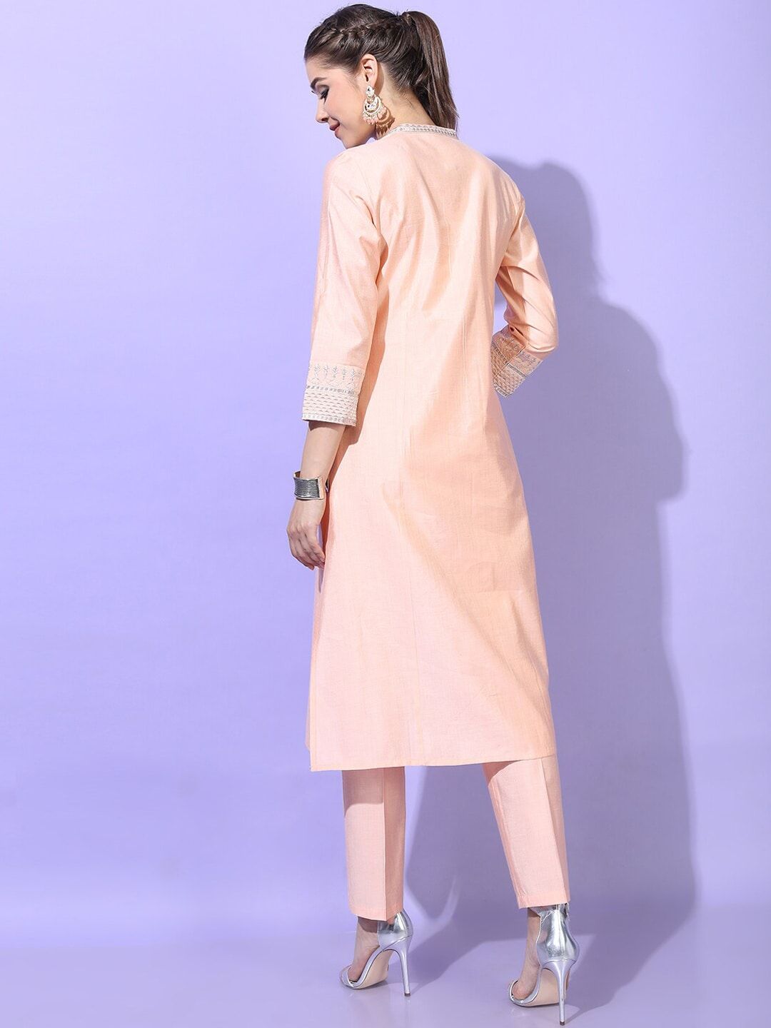 Vishudh Women Solid Viscose Rayon Kurta with Trouser