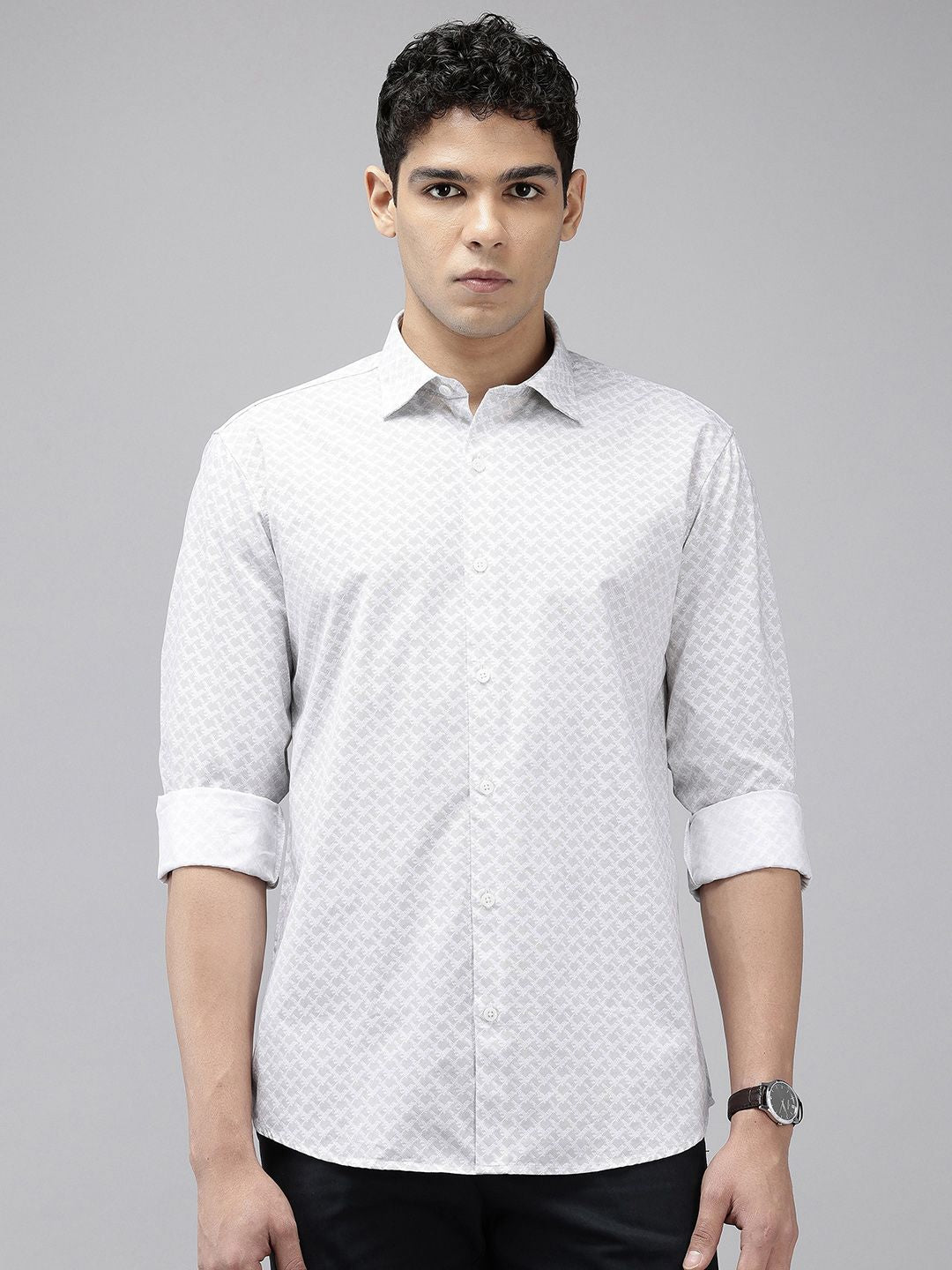 Park Avenue Pure Cotton Slim Fit Geometric Printed Casual Shirt