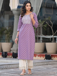 Varanga Ethnic Motifs Printed Sequinned Cotton Straight Kurta