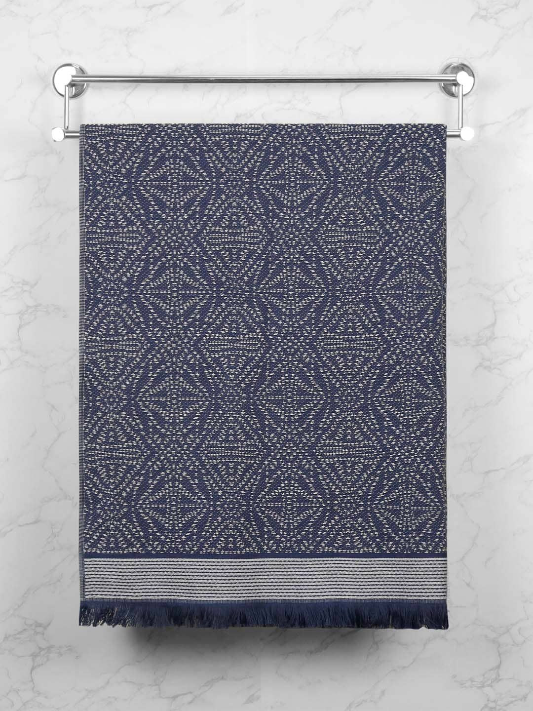 MYTRIDENT Blue & White Ethnic Motifs Printed Cotton 500 GSM Bath Towel