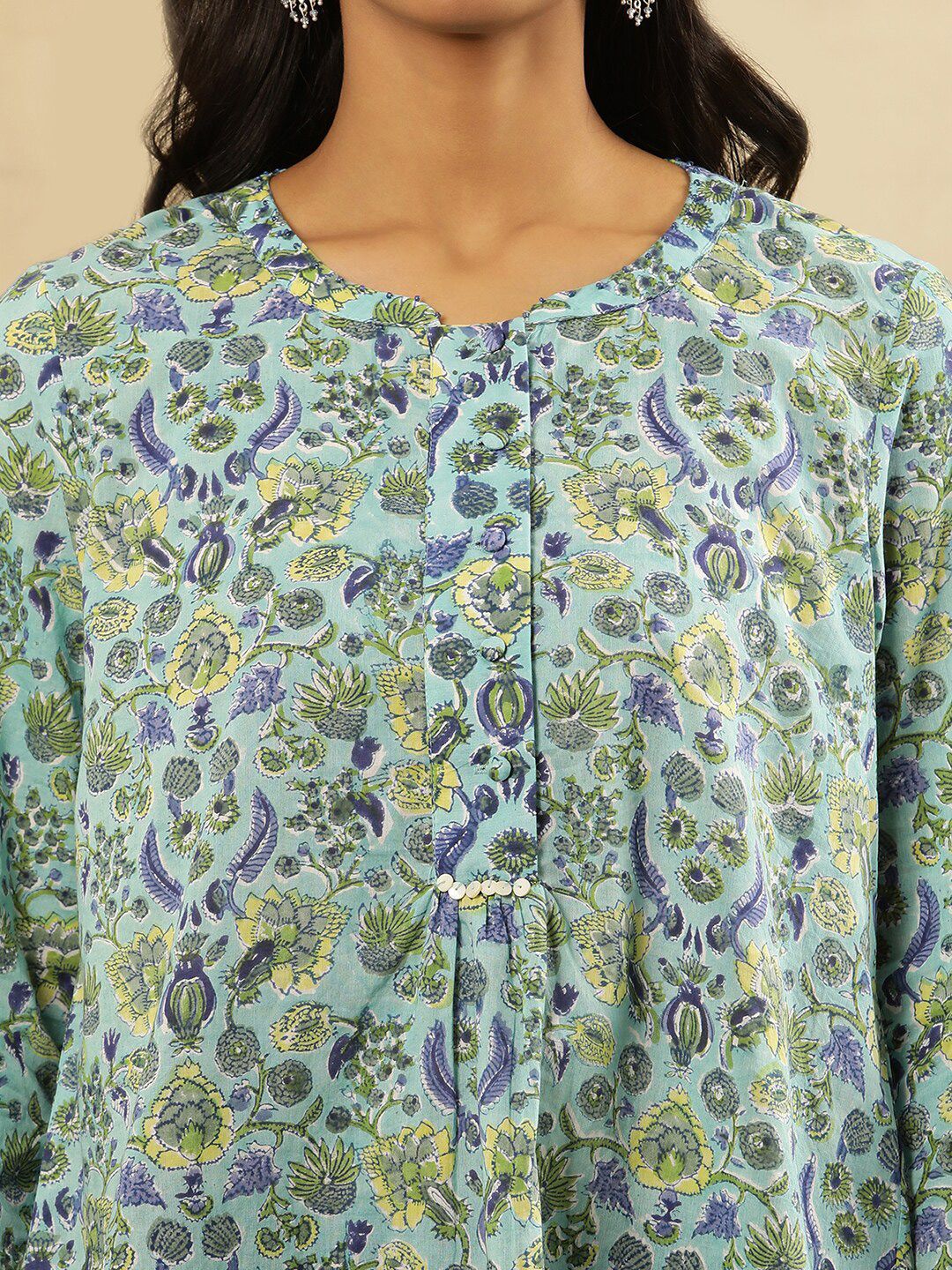 W Round Neck Floral Printed Cotton Top