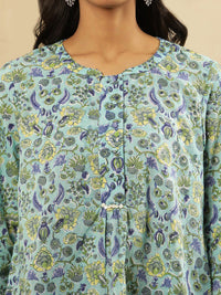 W Round Neck Floral Printed Cotton Top