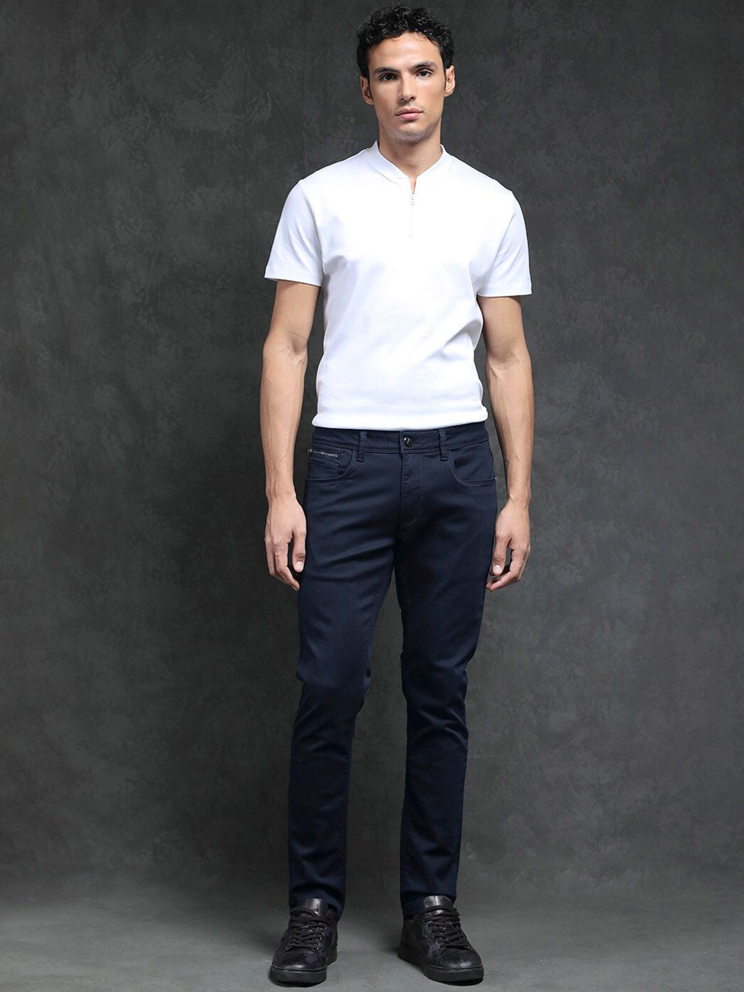RARE RABBIT Men Saton Slim Fit Cotton Jeans