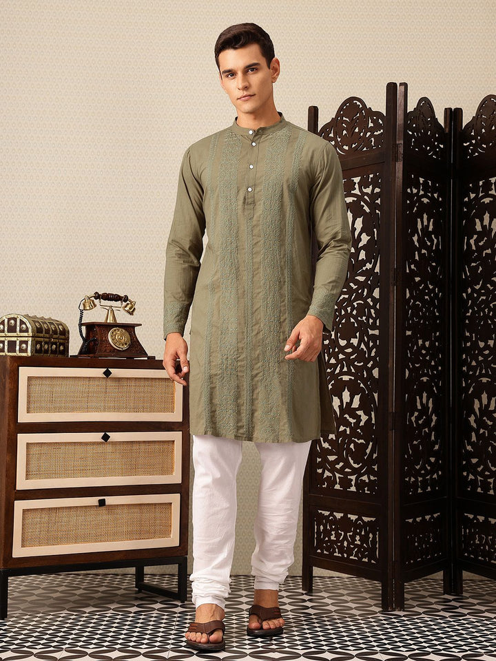 House of Pataudi Pure Cotton Floral Thread Work Jashn Kurta with Churidar
