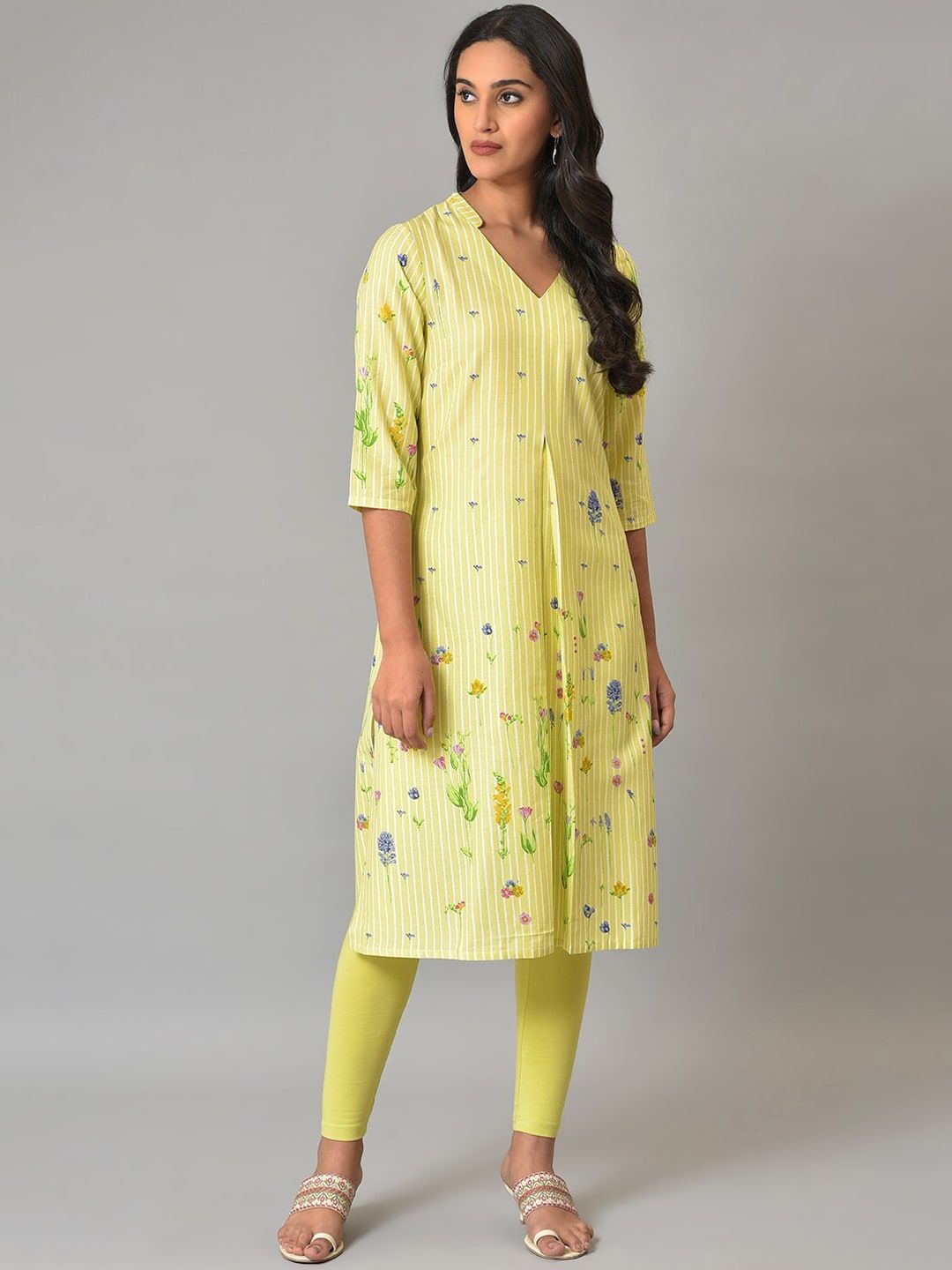 W Women Floral Printed Band Collar Kurta