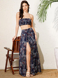 Berrylush Floral Printed Strapless Crop Top With Maxi Skirt