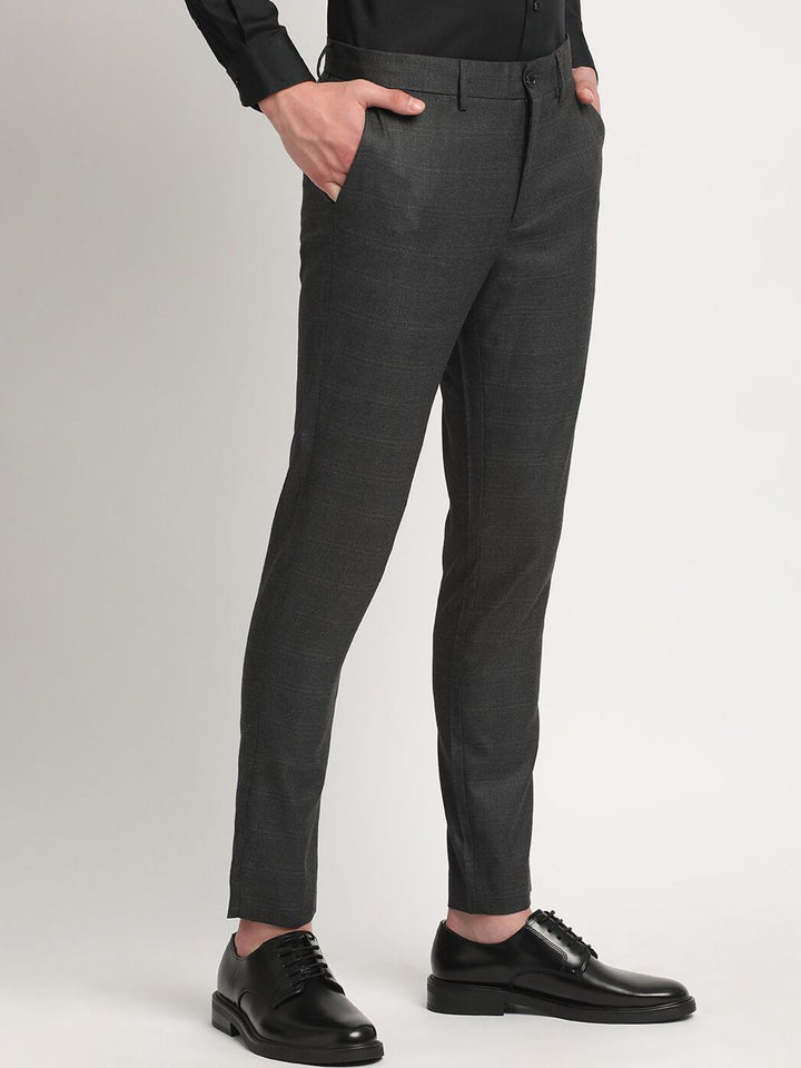 THE BEAR HOUSEMen Solid Checked Tapered Fit Mid-Rise Formal Trousers