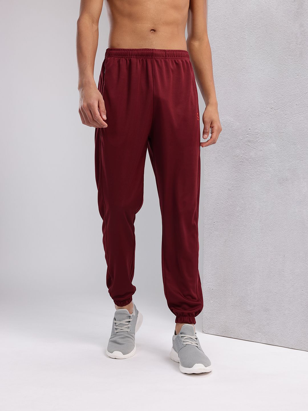 HRX by Hrithik Roshan Men Mid-Rise Rapid-Dry Training Joggers