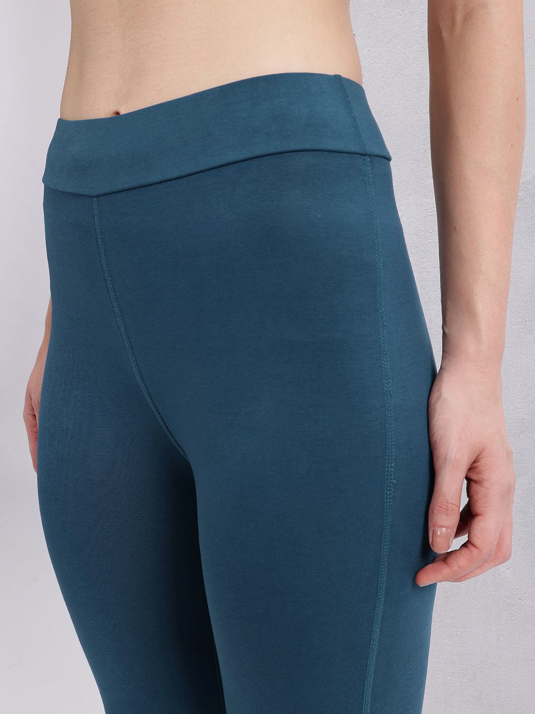 HRX by Hrithik Roshan Women Heel-Loop Yoga Tights