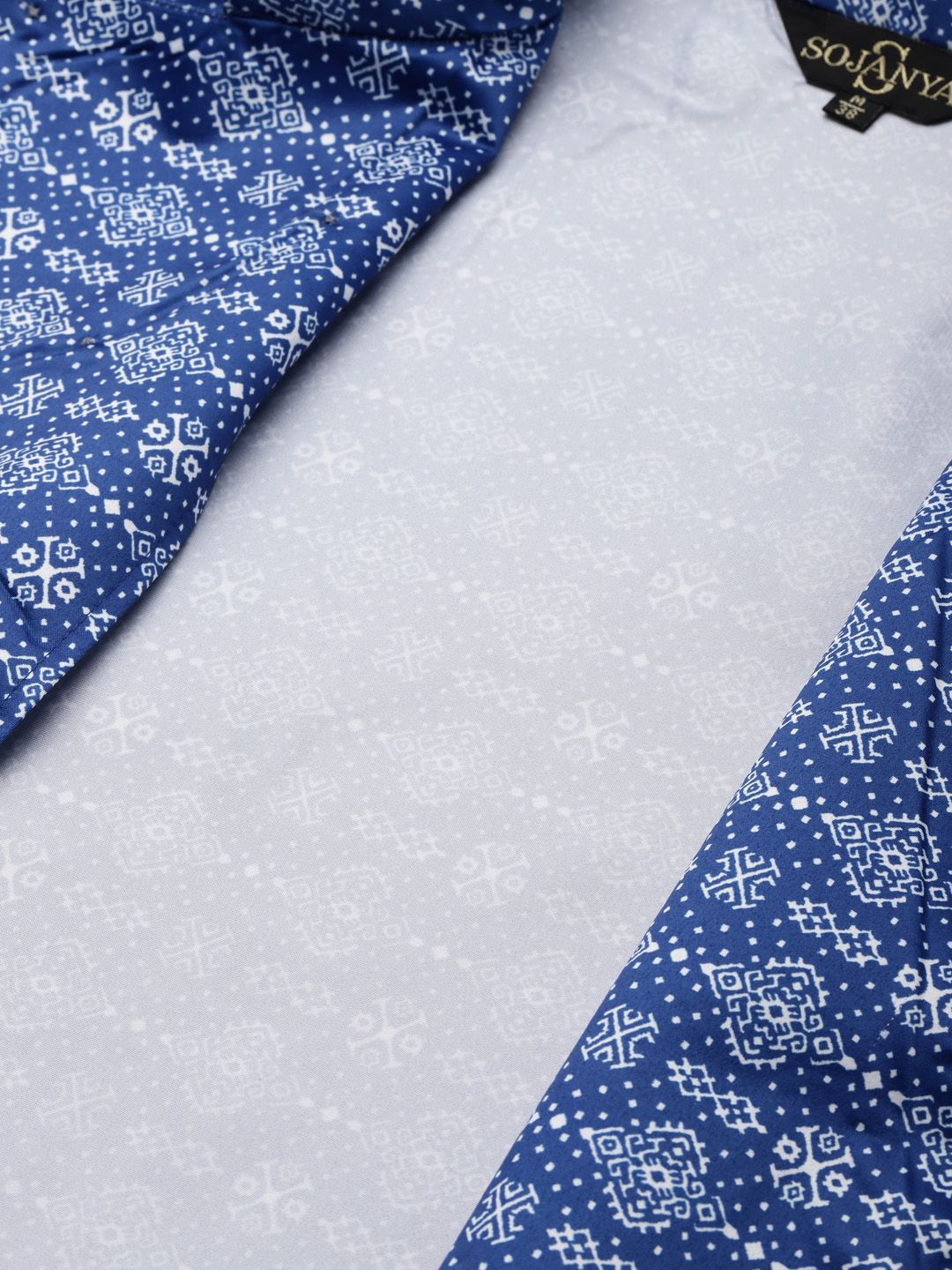 SOJANYA Men Blue Kurta with Churidar & Printed Jacket